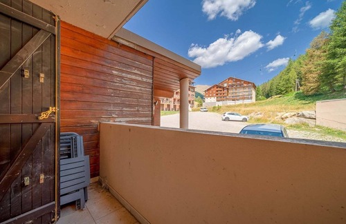 Allos Apartment | Studio in France near Ski Slopes & City Center