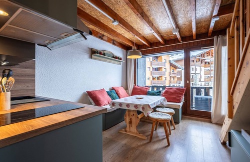 Les Esserts Apartment | Studio in Morillon near Ski Slopes & Lac Bleu