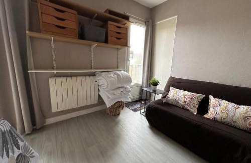 Stains Apartment | Studio in residential area