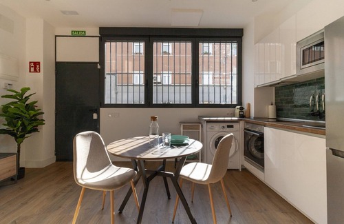 Almenara Apartment | Studio in Simancas by Sharing Co