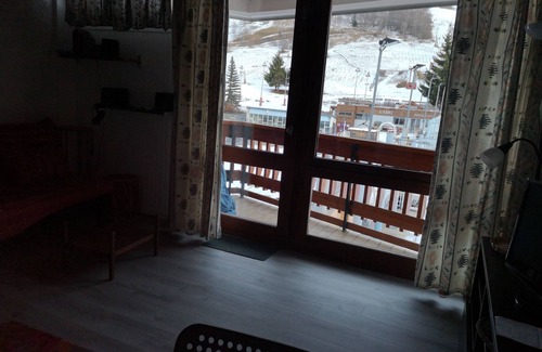 Les Deux Alpes Apartment | Studio in the center of Les 2 Alpes facing the slopes