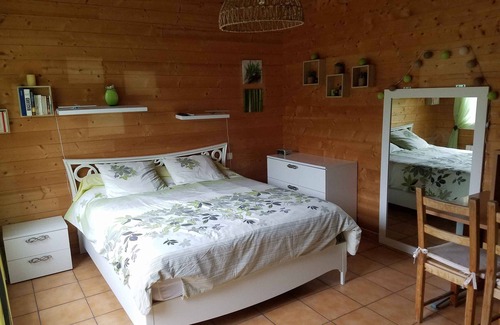 Yvrac Apartment | Studio Indépendant Confortable et Tranquille