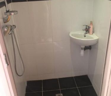 Saint-Symphorien-d'Ozon Apartment | Studio indépendant à 15 min de Lyon et de vienne.