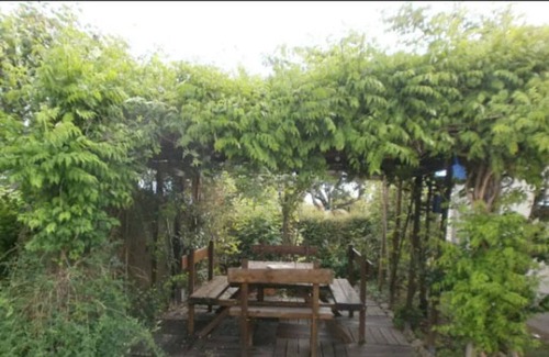 Fleury-les-Aubrais Apartment | Studio Independent equipped Gîte in FLEURY LES AUBRAIS.