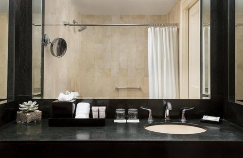 Central New York City Hotel | Studio King at The Michelangelo Hotel! Parking On-Site, Minutes From Broadway