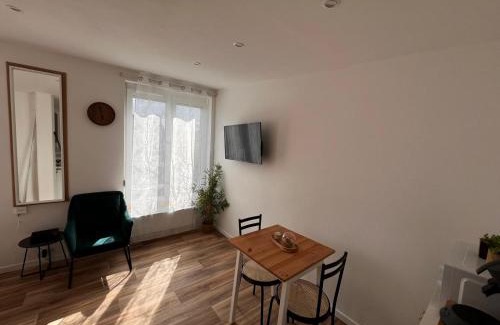 La Madeleine Apartment | Studio -La madeleine- proche Gares de Lille