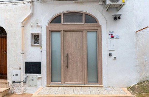 Ostuni House | Studio 'La Pizzicata' with Wi-Fi and Air Conditioning