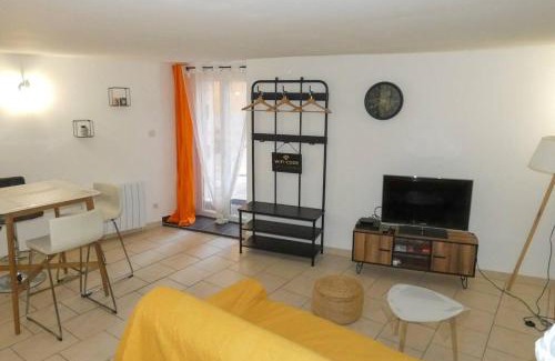 Rians Apartment | Studio la Traverse du Colombier