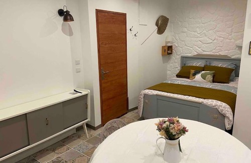 Combourg Apartment | Studio Le chat’Oh!