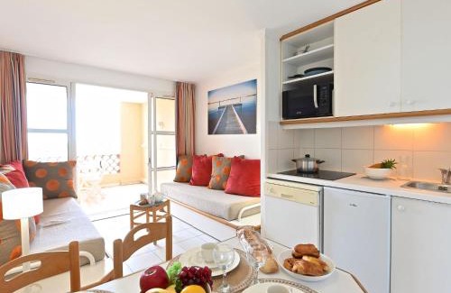 Cap Esterel Apartment | Studio Le Village - C2 105 by Interhome