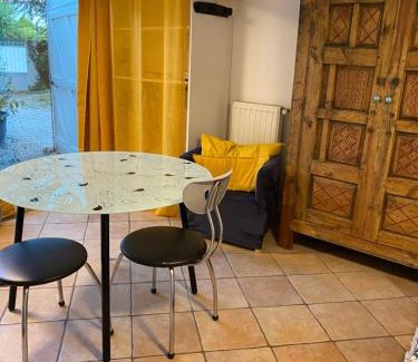 Oullins Apartment | Studio Les Terrasses