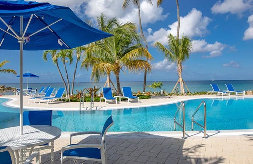 Flag Hill Apartment | Studio Loft Condo, Sleeps 4, Mini Kitchen, Limetree Beach Resort, St. Thomas!