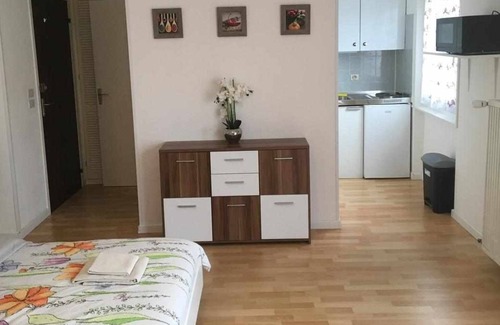 Saint-Louis Apartment | Studio Lora S101 just 4 km from Basel Airport, Mulhouse, Freiburg