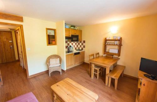 La Salle-les-Alpes Apartment | Studio lumineux 4 pers., balcon sud, pieds des pistes - Serre Chevalier - FR-1-330F-120