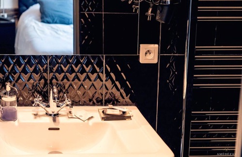 Bailly Apartment | Studio LYS - Capacity 4 people