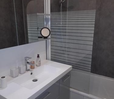 Bussy-Saint-Georges Apartment | Studio Meublé