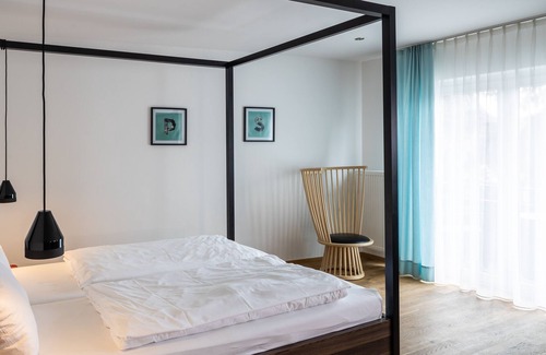 Heidelberg Apartment | Studio mit Balkon, Voll Ausgestatteter Kochnische Sowie mit Einem Modernem Bad