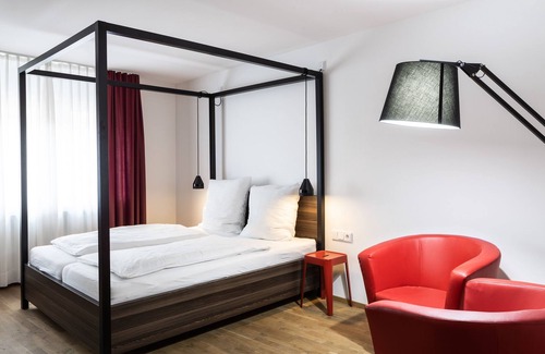 Heidelberg Apartment | Studio mit Voll Ausgestatteter Kochnische Sowie mit Einem Modernem Bad