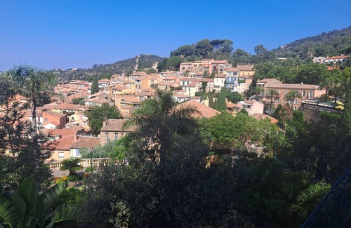 Les Bormettes Apartment | Studio near sandy beach