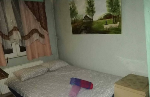 Borgerhout Apartment | Studio nearby central station