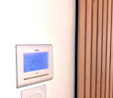 Les Salines Apartment | Studio NEUF - PORTES DE MONACO - Confort - Wifi - Clim