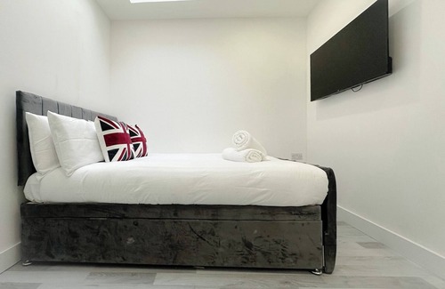 Kings Cross St. Pancras Apartment | Studio next to king cross A