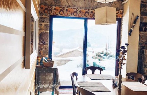 Kalavrita Apartment | studio Nick