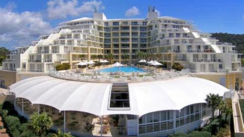 Ettalong Beach House | Studio Oasis - Ettalong Beach Resort