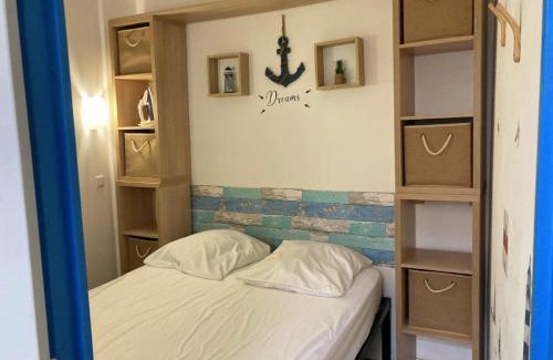 Cannes La Bocca Apartment | Studio of 18 m2 with terrace in Cannes La Bocca