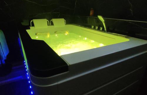 Vezin-le-Coquet Apartment | Studio paisible et balnéo