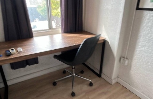 Westlake Apartment | Studio perfect for couples! Near DTLA!