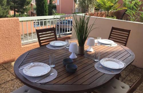 Carry-le-Rouet Apartment | Studio Plage du cap Rousset