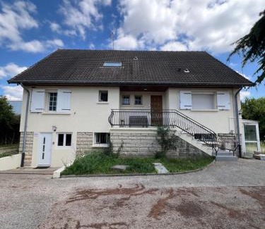 Meaux Apartment | Studio Platanes 4 - Proche Disneyland - Parking gratuit - Meaux