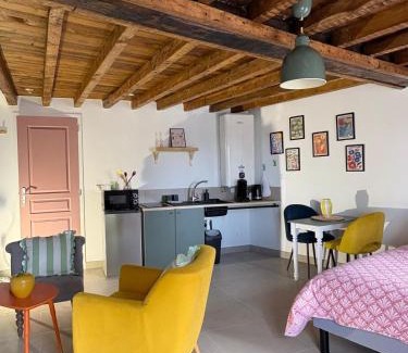 Belleme Apartment | Studio Pop-25m2-Neuf et coloré