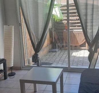 Barbentane Apartment | Studio proche d'Avignon