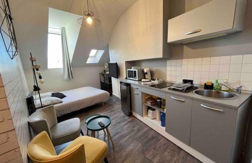 Orleans Apartment | Studio proche gare centre ville au calme côté cour