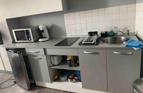 Orleans Apartment | Studio proche gare centre ville au calme côté cour