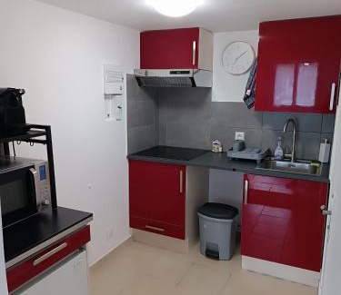 Villeneuve-le-Roi Apartment | Studio proche RER 200m et aéroport Orly 20 min
