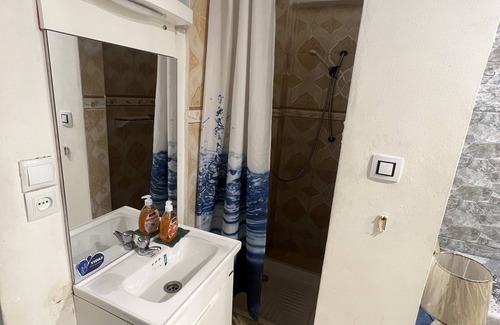 Annaba Apartment | Studio Propre Avec Garage à Valmascort Annaba