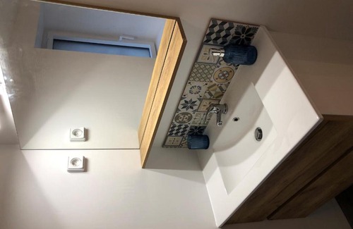 La Roche-sur-Yon House | Studio quartier calme