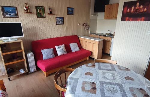 Orcieres-Merlette Apartment | Studio Queyrelet 1 pied des pistes avec balcon & vue 2-4 personnes