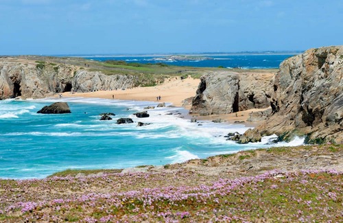 Quiberon Apartment | Studio Quiberon, with terrace, sleeps 4