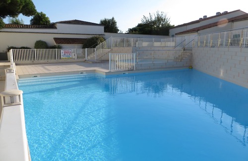 Bourgenay Apartment | Studio RÉ 41