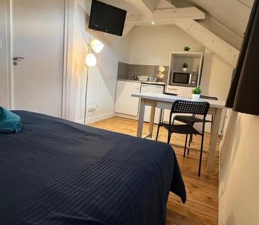 Dreux Apartment | Studio Rénové - Cœur de Ville WIFI