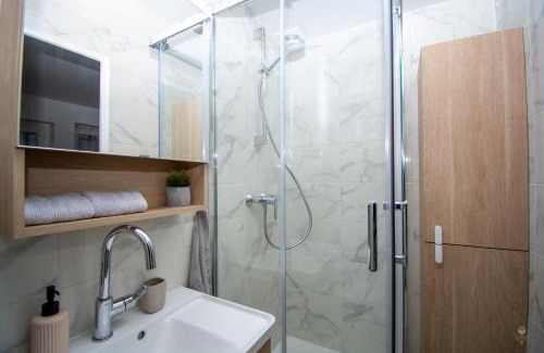 Petit-Ivry Apartment | Studio rénové calme et cosy (10' Paris Pte d'Ivry)