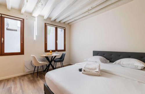 4th Arrondissement Apartment | Studio refait a neuf ile saint louis Paris 4 - 2P