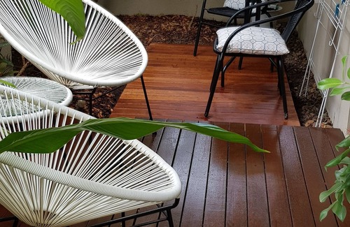 Noosaville Apartment | Studio room in luxury Home 5 min from the hussel and bussel of Noosaville