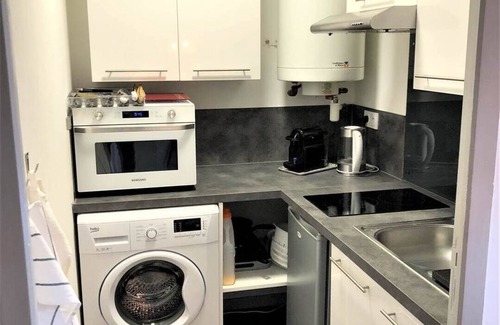 Cahors Old Town Apartment | Studio rue Donzelle 2nd floor