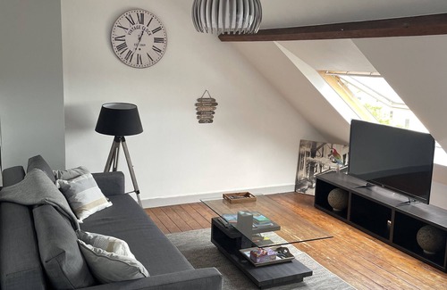 Donville-les-Bains Apartment | Studio, SEA VIEW. 300m from the beach