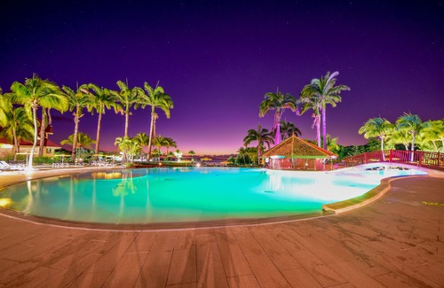 Gros Raisins Apartment | Studio sea view with pool at pierre et vacances